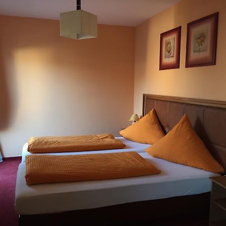 Hotel Haus Der Gastlichkeit Ratingen Pokoj fotografie